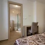 Complex Of 2 Olivia-marisol With 2 Private Pools For Up To 20 Persons, 200m From The Villa *