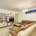 فيلة Complex Of 2 Olivia-marisol With 2 Private Pools For Up To 20 Persons, 200m From The *