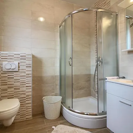Complex Of 2 Olivia-marisol With 2 Private Pools For Up To 20 Persons, 200m From The 빌라 반졸레