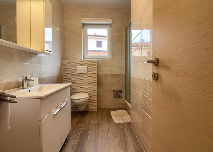 Complex Of 2 Olivia-marisol With 2 Private Pools For Up To 20 Persons, 200m From The *