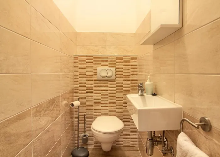 Complex Of 2 Olivia-marisol With 2 Private Pools For Up To 20 Persons, 200m From The